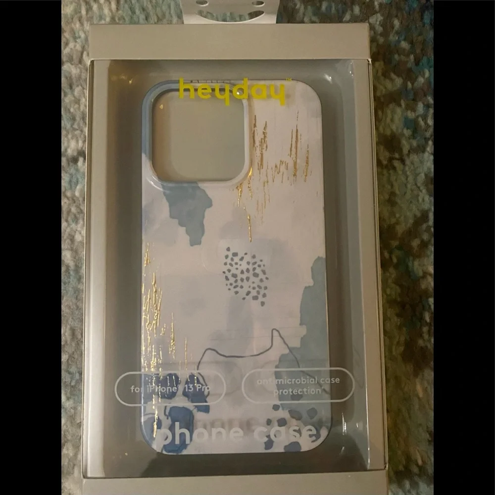 heyday™ Apple iPhone 13 PRO Case (Wireless Charging Compatible)